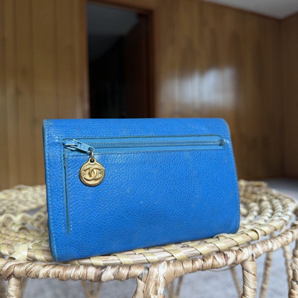 Vintage Chanel Blue Caviar Leather CC Logo Timeless Flap Wallet Medium - Picture 3 of 16